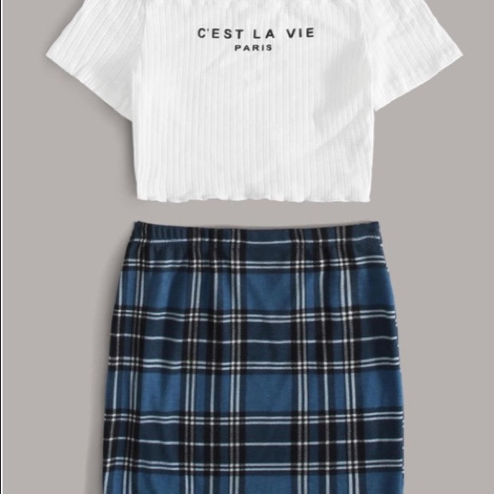 Graphic Lettuce Edge Top And Tartan Skirt Set